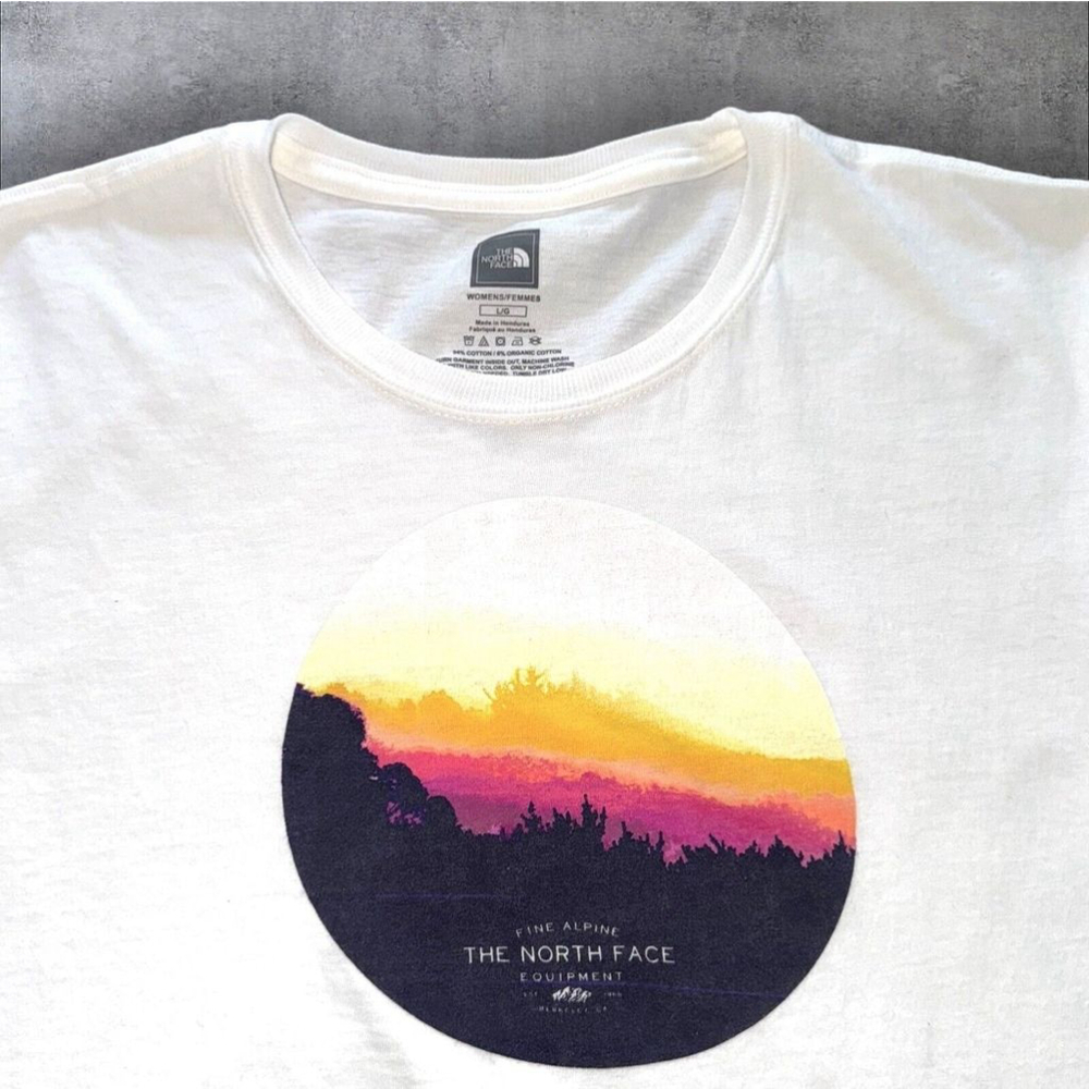 North Face Shirt Womens Large (L) Off White Cream 100% Cotton Short Sleeve